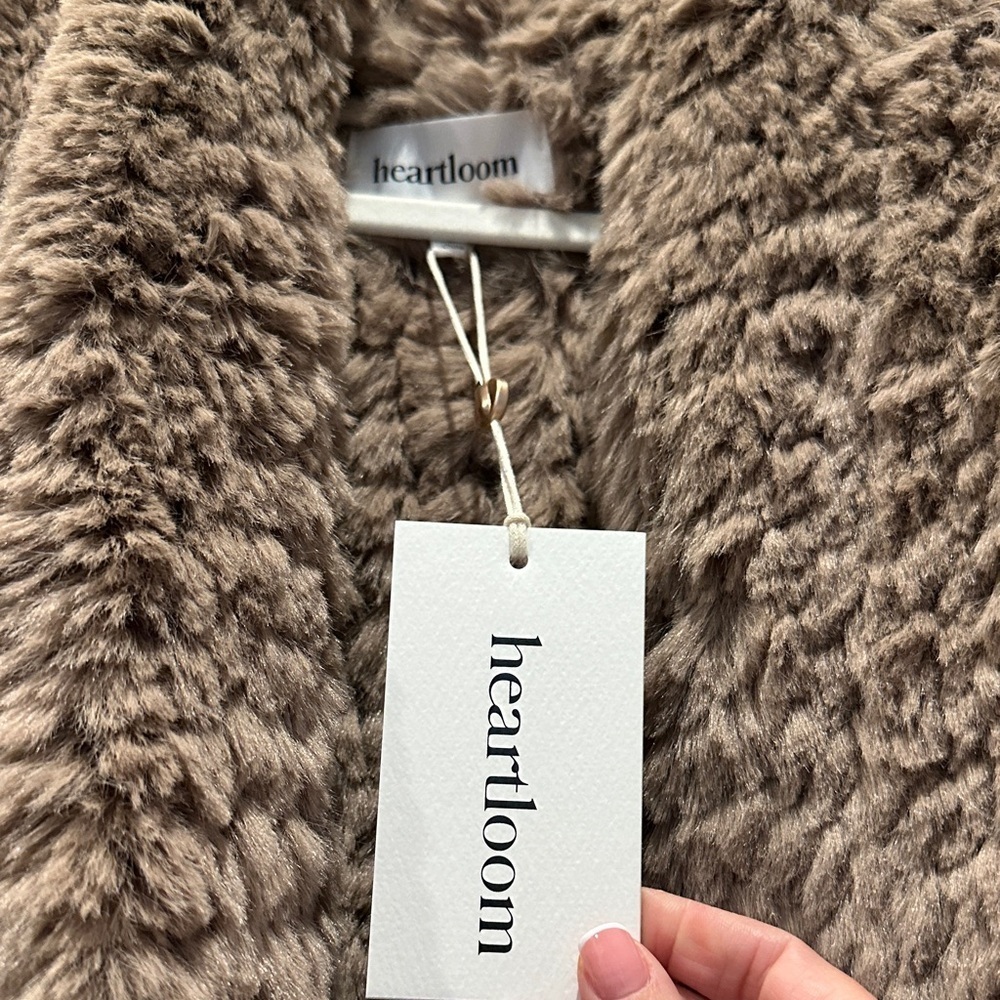 Heartloom Ensley Faux Fur Jacket (Fawn) - Picture 2 of 4